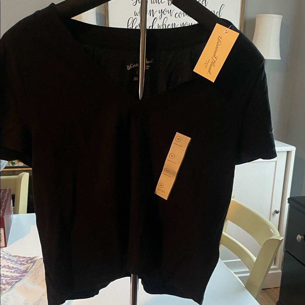 Women's Cropped Black V-Neck Top Length 19”, Pit to Pit 17”